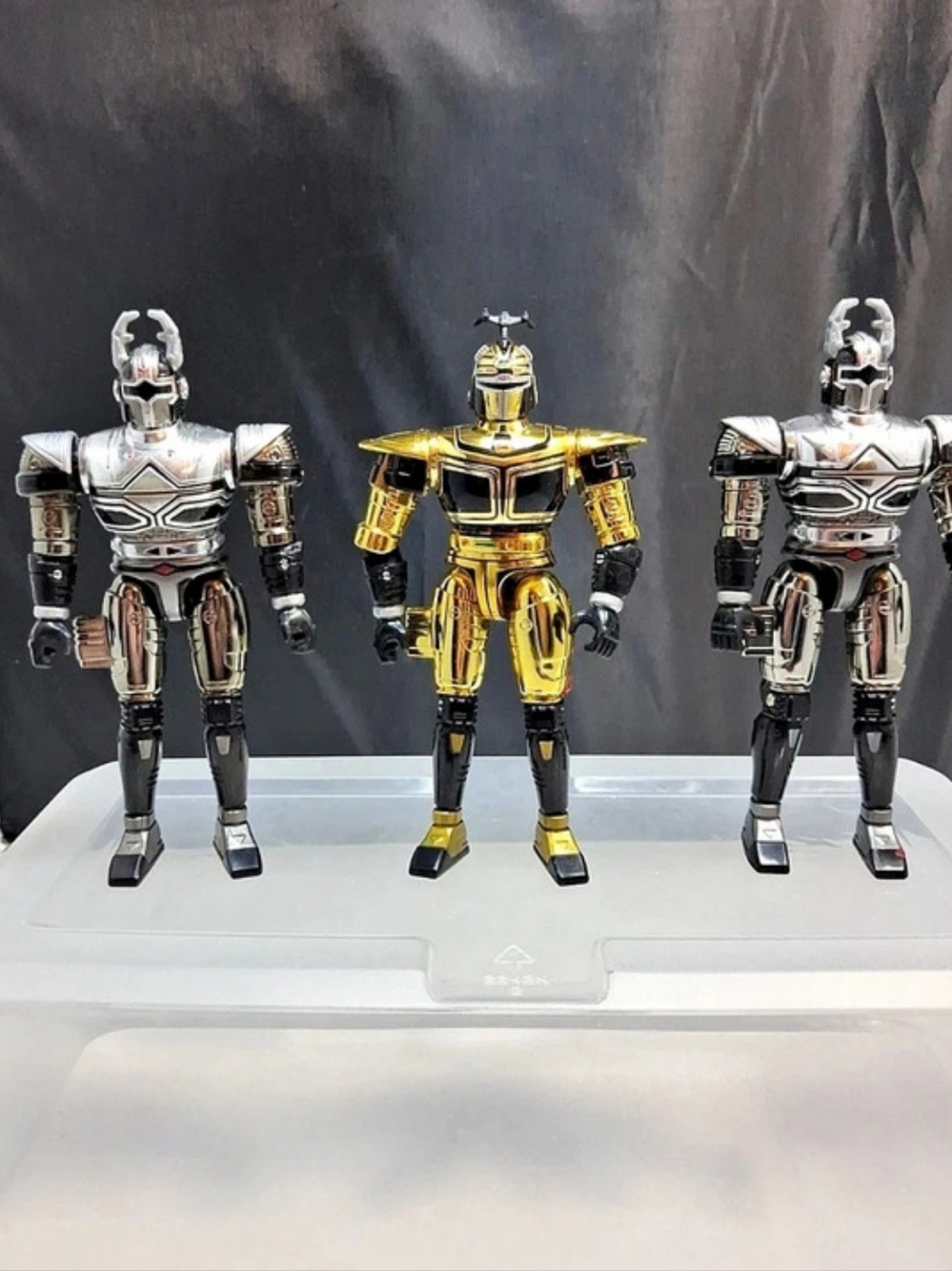 Vintage 1997 Bandai Beetleborgs 6" Action Figures Lot of 3 Gold Silver (#3)